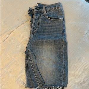 Aritzia Denim Forum Capri Jean Shorts